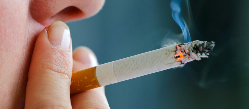 TABAC : 6 bonnes raisons d’arrêter le tabac grâce au CBD 1 Tabac